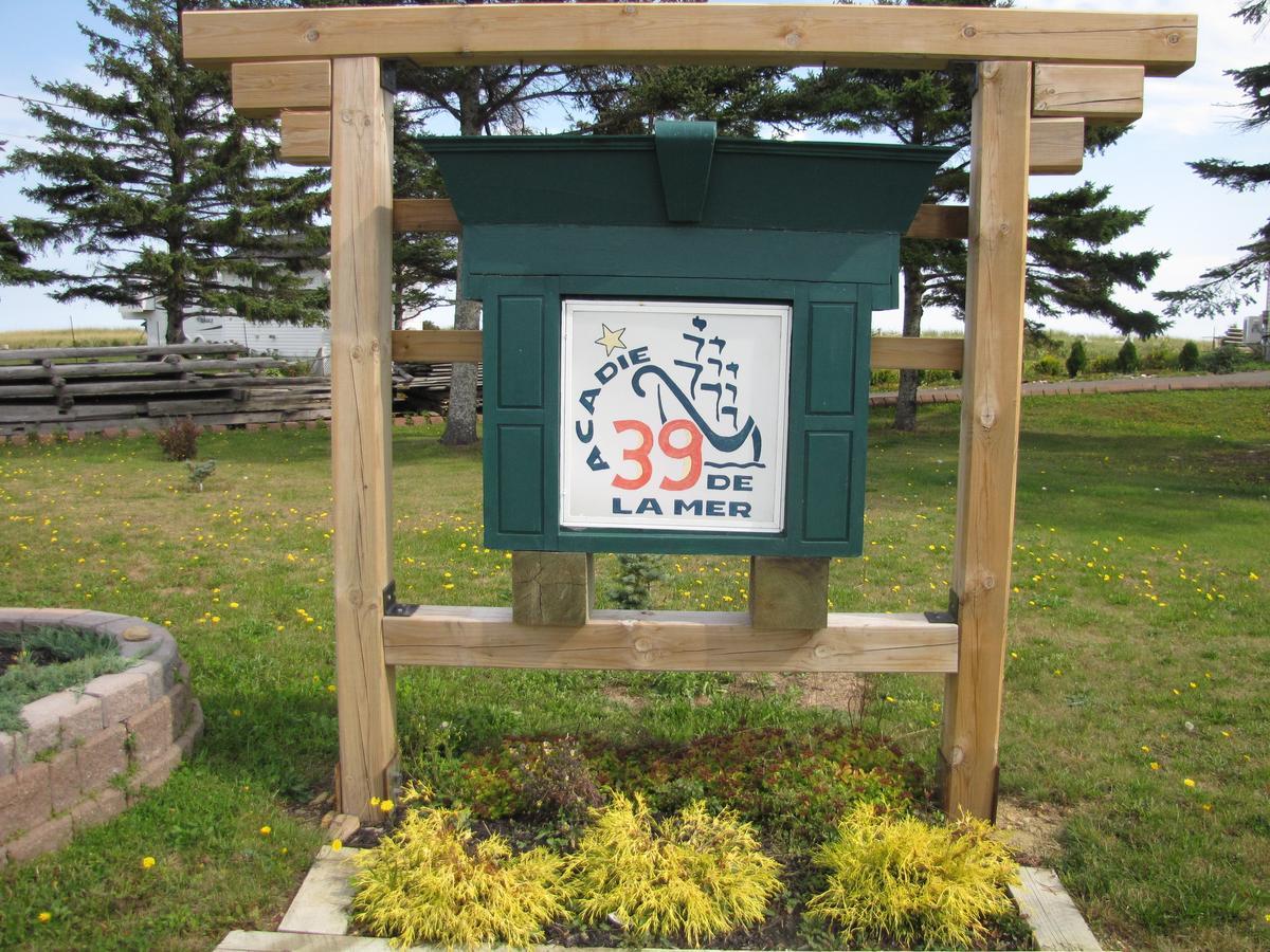 Le Phare Des Dunes Tracadie Kültér fotó